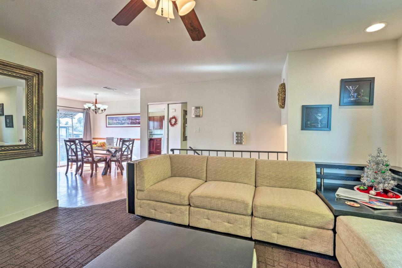 Vegas Oasis Home With Pool And Spa 7 Miles To Strip Лас Вегас Екстериор снимка