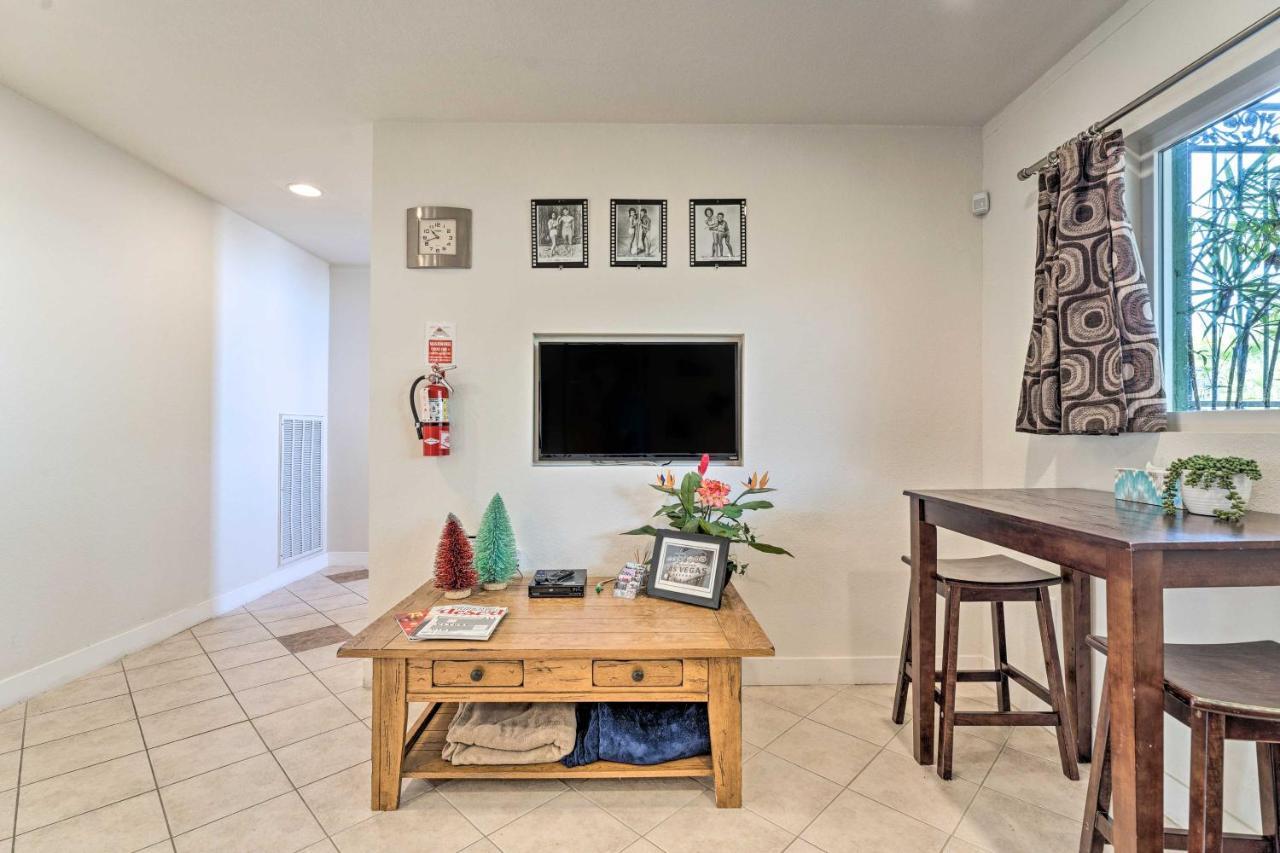 Vegas Oasis Home With Pool And Spa 7 Miles To Strip Лас Вегас Екстериор снимка