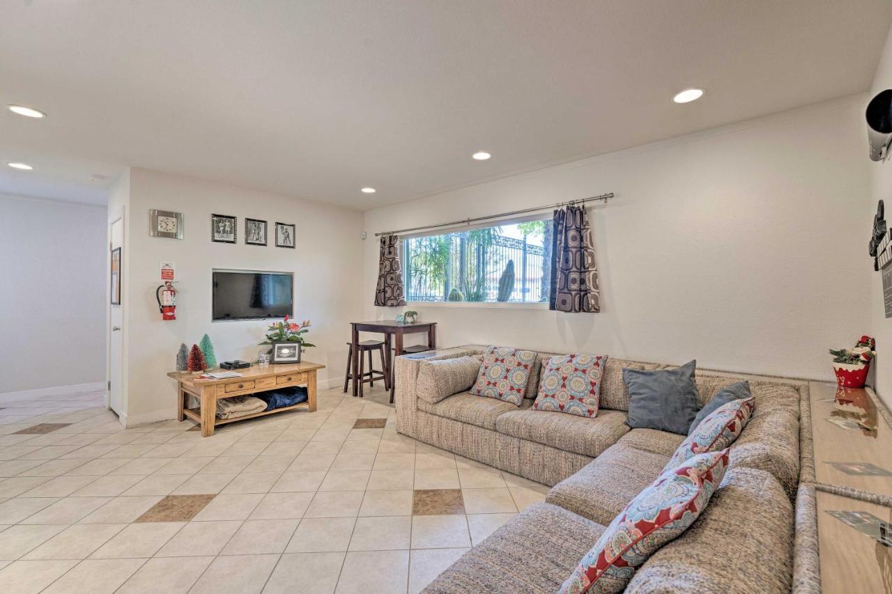 Vegas Oasis Home With Pool And Spa 7 Miles To Strip Лас Вегас Екстериор снимка